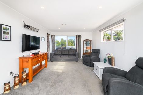 Photo of property in 2 Grant Place, Awapuni, Palmerston North, 4412