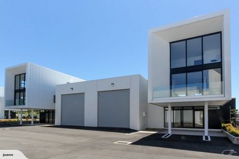 Photo of property in 8/86 Hurlstone Drive, Waiwhakaiho, New Plymouth, 4312