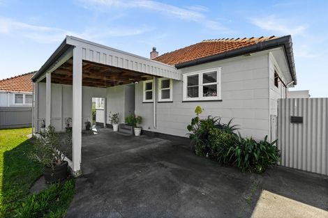 Photo of property in 102 Nuffield Avenue, Marewa, Napier, 4110