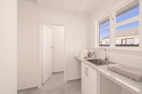 Photo of property in 19 Griffiths Avenue, Linwood, Christchurch, 8062