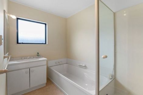 Photo of property in 18 Millhaven Place, Otaki, 5512