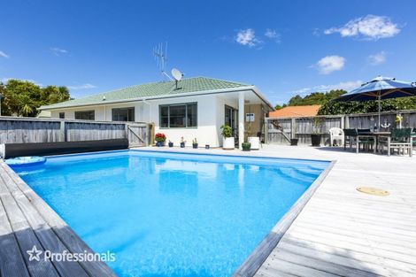 Photo of property in 8 Carlow Grove, Birchville, Upper Hutt, 5018