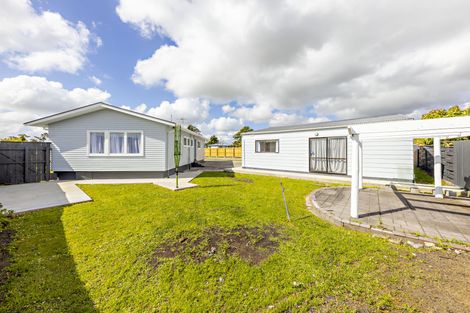 Photo of property in 24 President Avenue, Papakura, 2110