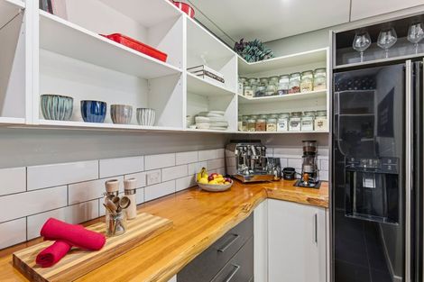 Photo of property in 8 Otupoa Way, Paraparaumu, 5032