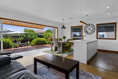 Photo of property in 25 Sherwood Street, Otumoetai, Tauranga, 3110