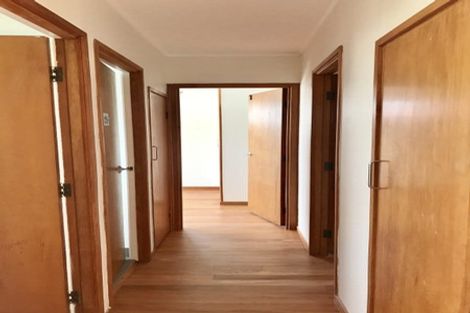 Photo of property in 54 Forest Hill Road, Henderson, Auckland, 0612