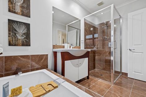 Photo of property in 562 Gloucester Road, Papamoa Beach, Papamoa, 3118