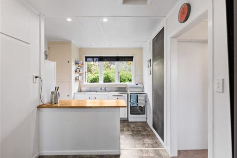 Photo of property in 35 Kotare Street, Hilltop, Taupo, 3330