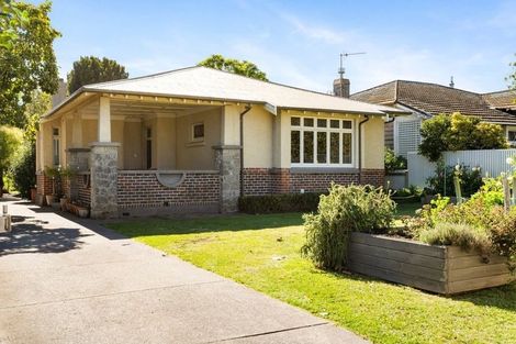 Photo of property in 13 Nelson Crescent, Napier South, Napier, 4110