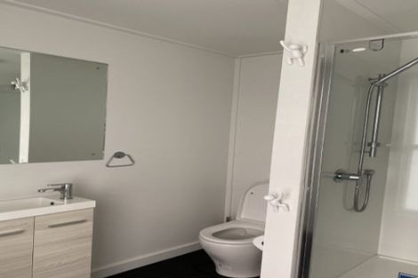 Photo of property in 18 Shoal Bay Road, Devonport, Auckland, 0624