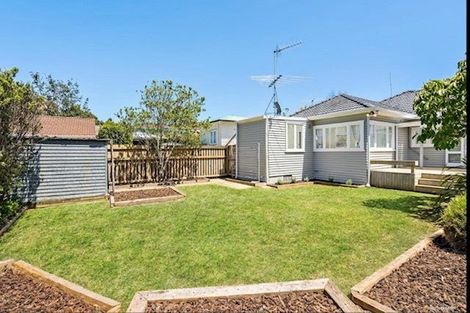 Photo of property in 4 Aliford Avenue, One Tree Hill, Auckland, 1061