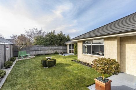 Photo of property in 42 Oakwood Drive, Rangiora, 7400