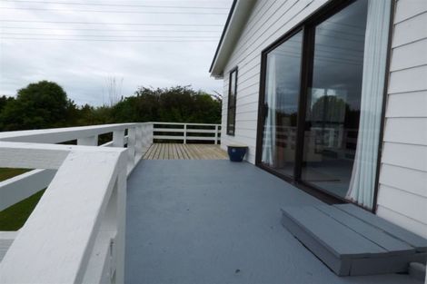 Photo of property in 16 Kamahi Street, Kaka Point, Balclutha, 9271
