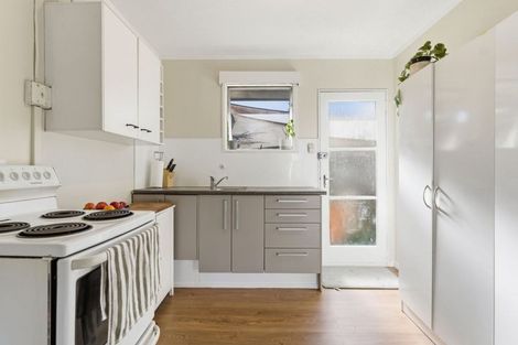 Photo of property in 2/15 Phoenix Place, Papatoetoe, Auckland, 2025