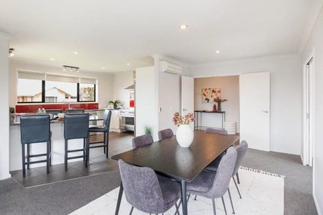 Photo of property in 22 Pegasus Place, Kelvin Grove, Palmerston North, 4414