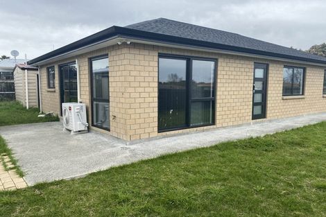 Photo of property in 1/25 Kennington Drive, Clendon Park, Auckland, 2103