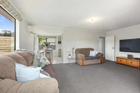 Photo of property in 2/18 Montgomery Street, Stokes Valley, Lower Hutt, 5019