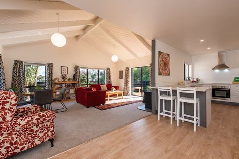 Photo of property in 30 Millhaven Place, Otaki, 5512