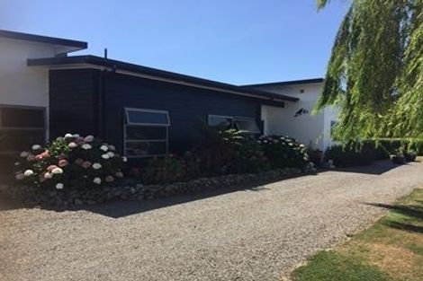 Photo of property in 618 Kairanga Bunnythorpe Road, Newbury, Palmerston North, 4478