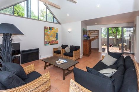 Photo of property in 2 Courtney Close, Pauanui, Hikuai, 3579