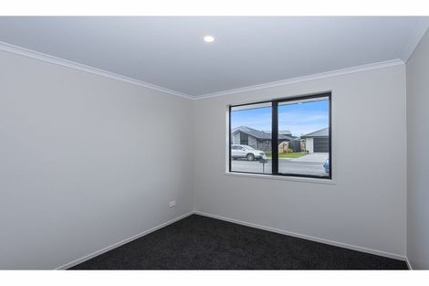 Photo of property in 12 Parera Crescent, Tikipunga, Whangarei, 0112