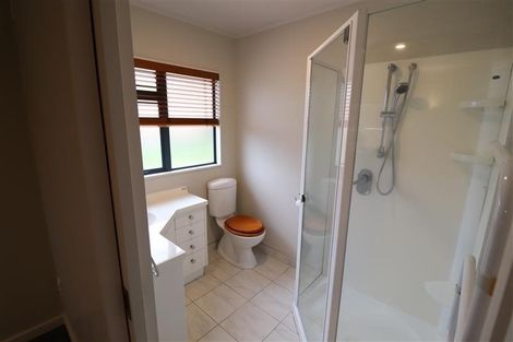 Photo of property in 34 Birkinshaw Grove, Riverstone Terraces, Upper Hutt, 5018