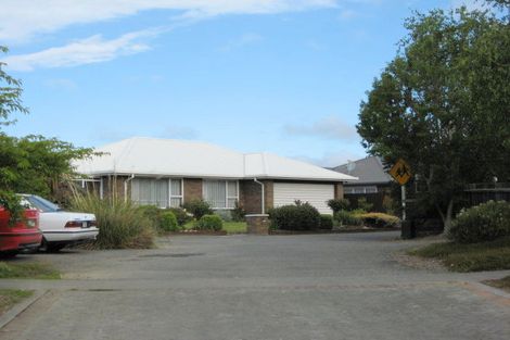 Photo of property in 40 Rickton Place, Rangiora, 7400