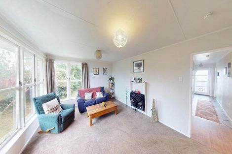 Photo of property in 21 Gibbons Crescent, Castlecliff, Whanganui, 4501