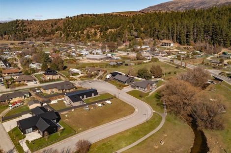 Photo of property in 13 Alice Burn Drive, Luggate, Wanaka, 9383