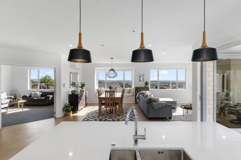 Photo of property in 8 Bernora Crescent, Bombay, 2675