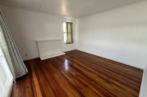 Photo of property in 56 Willerton Avenue, New Lynn, Auckland, 0600