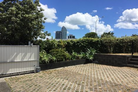 Photo of property in 36 Esmonde Road, Takapuna, Auckland, 0622