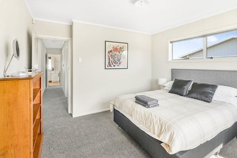 Photo of property in 1 Mears Road, St Andrews, Hamilton, 3200