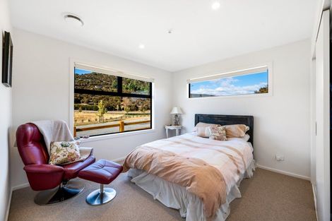 Photo of property in 14 Pounamu Avenue, Albert Town, Wanaka, 9305
