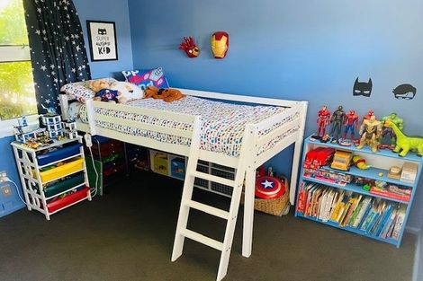 Photo of property in 268 Main North Road, Redwood, Christchurch, 8051