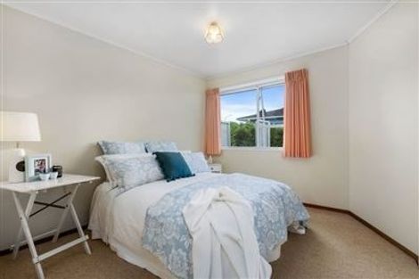 Photo of property in 81 Juniper Road, Sunnynook, Auckland, 0620
