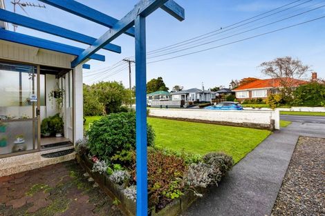 Photo of property in 12 Wicksteed Street, Vogeltown, New Plymouth, 4310