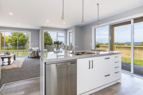 Photo of property in 66 Huka Heights Drive, Rangatira Park, Taupo, 3330