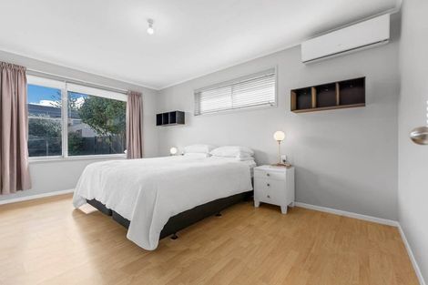 Photo of property in 80 Grove Road, Papakura, 2110