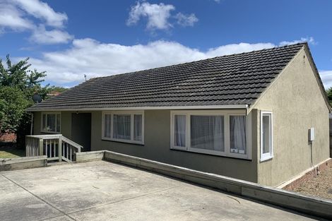 Photo of property in 3 Nile Road, Kelston, Auckland, 0602