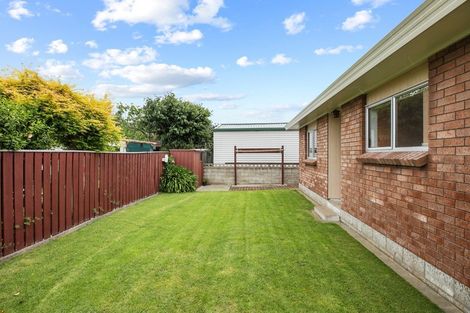 Photo of property in 14 Hilton Road, St Andrews, Hamilton, 3200