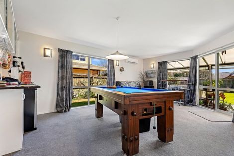 Photo of property in 7 Goodall Place, Redwood, Christchurch, 8051