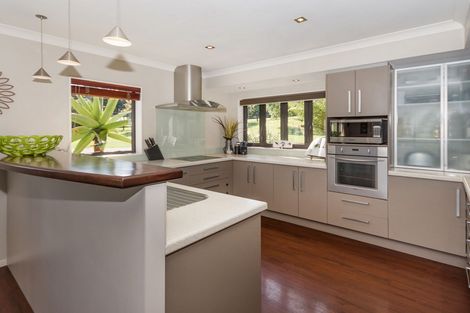 Photo of property in 58 Medhurst Road North, Bombay, 2675