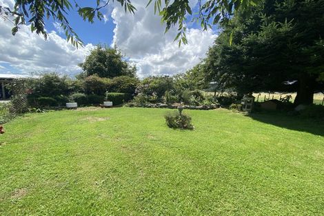 Photo of property in 2337 Rangiwahia Road, Rangiwahia, Kimbolton, 4774