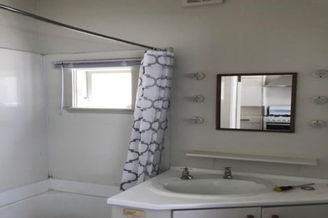 Photo of property in 26 Duppa Street, Berhampore, Wellington, 6023