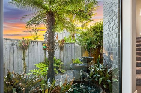 Photo of property in 24a Bluefin Way, West Harbour, Auckland, 0618