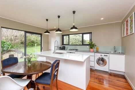 Photo of property in 3 Stuart Place, Blagdon, New Plymouth, 4310