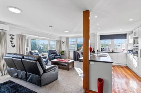 Photo of property in 68 Great North Road, Winton, 9720