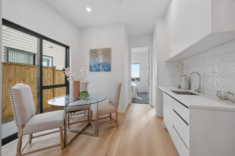 Photo of property in 11 Mill Hill Close, Flat Bush, 2019