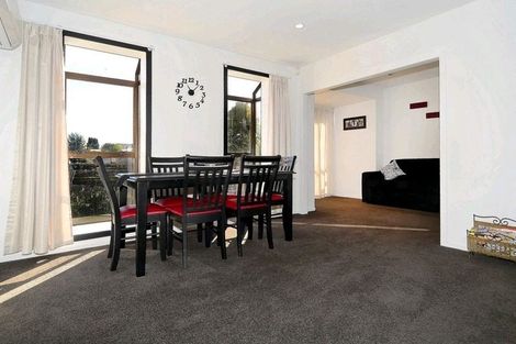 Photo of property in 11 Beeston Place, Redwood, Christchurch, 8051